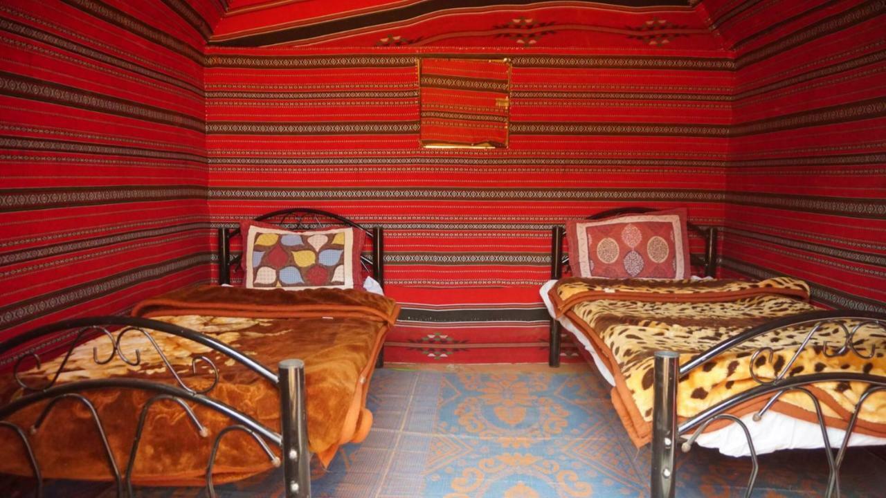 Hotel Um Sabatah Camp Wadi Rum Zewnętrze zdjęcie